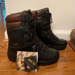 NWT Timberland World Hiker 68040 Boots